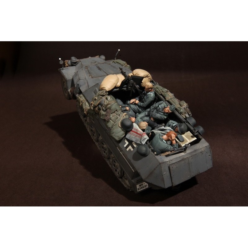 SOGA resin figures SOGA resin figures