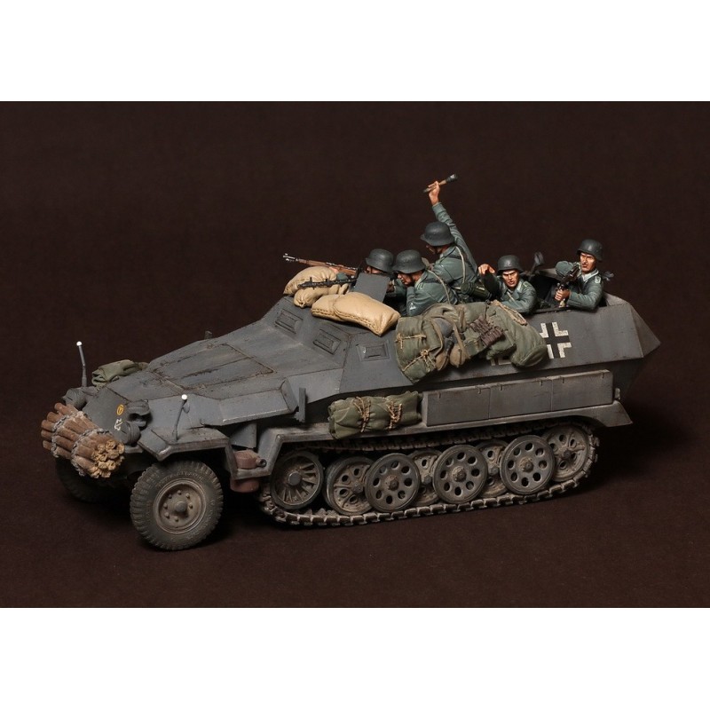 SOGA resin figures SOGA resin figures