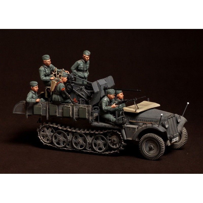SOGA resin figures SOGA resin figures
